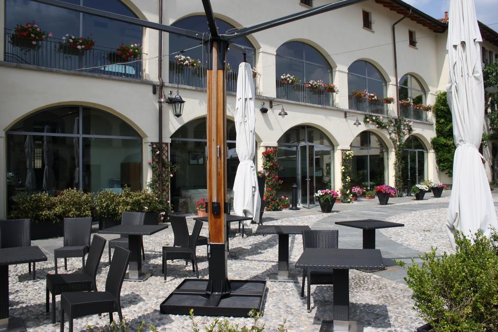 Hotel Cascina Canova Uggiate-Trevano Luaran gambar