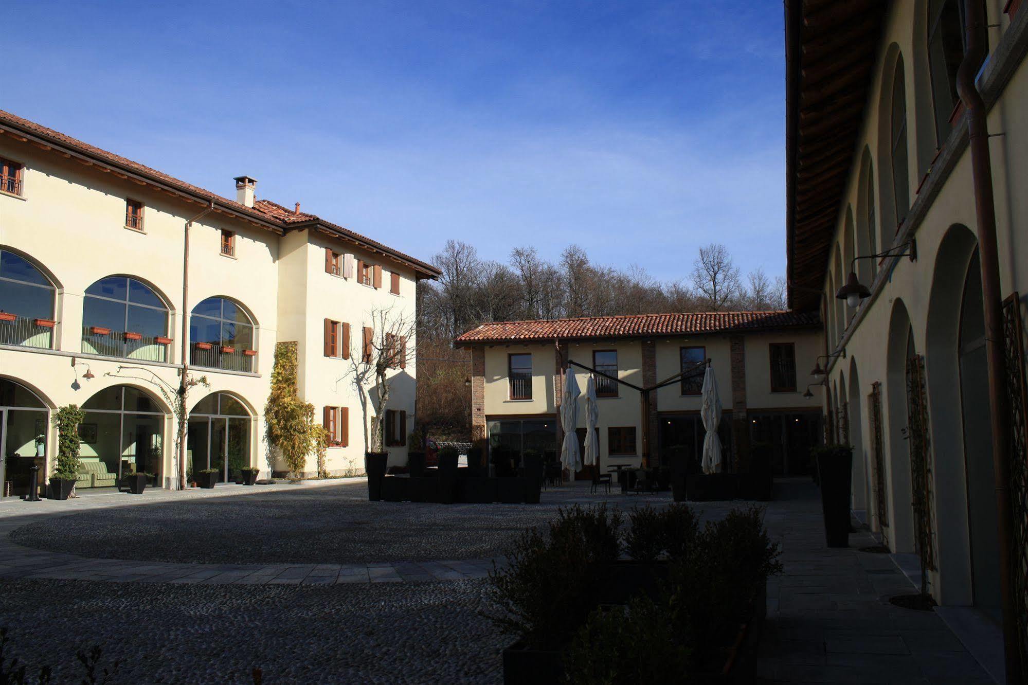 Hotel Cascina Canova Uggiate-Trevano Luaran gambar